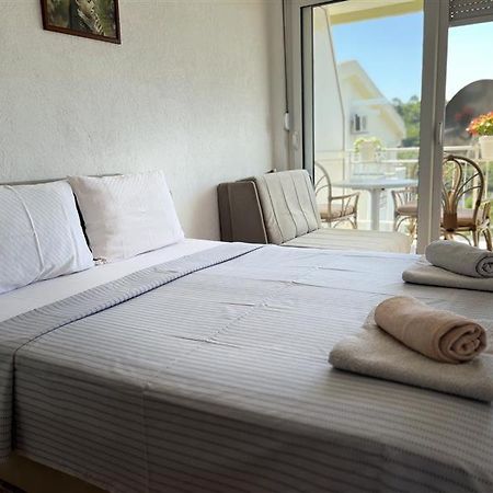 Apartmani Neda Bane Petrovac Eksteriør bilde