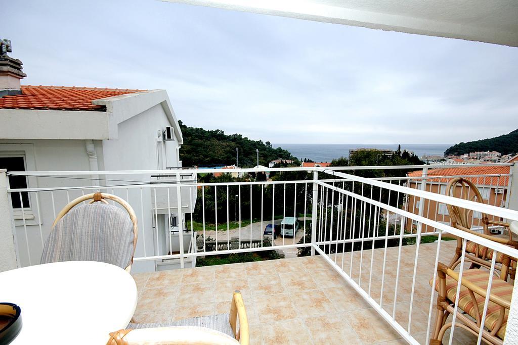Apartmani Neda Bane Petrovac Rom bilde
